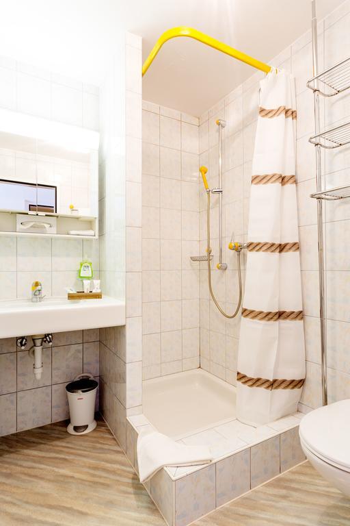 סילבפלנה Hotel B&B Susom Surlej מראה חיצוני תמונה